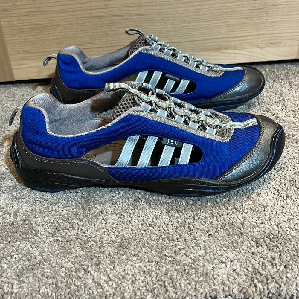 JBU Barefoot Shoes